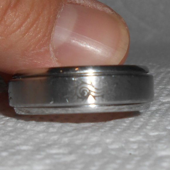 Vintage Surgical Steel Silver Tribal Spinner Fidget Anxiety Ring Size 13 - Picture 10 of 11